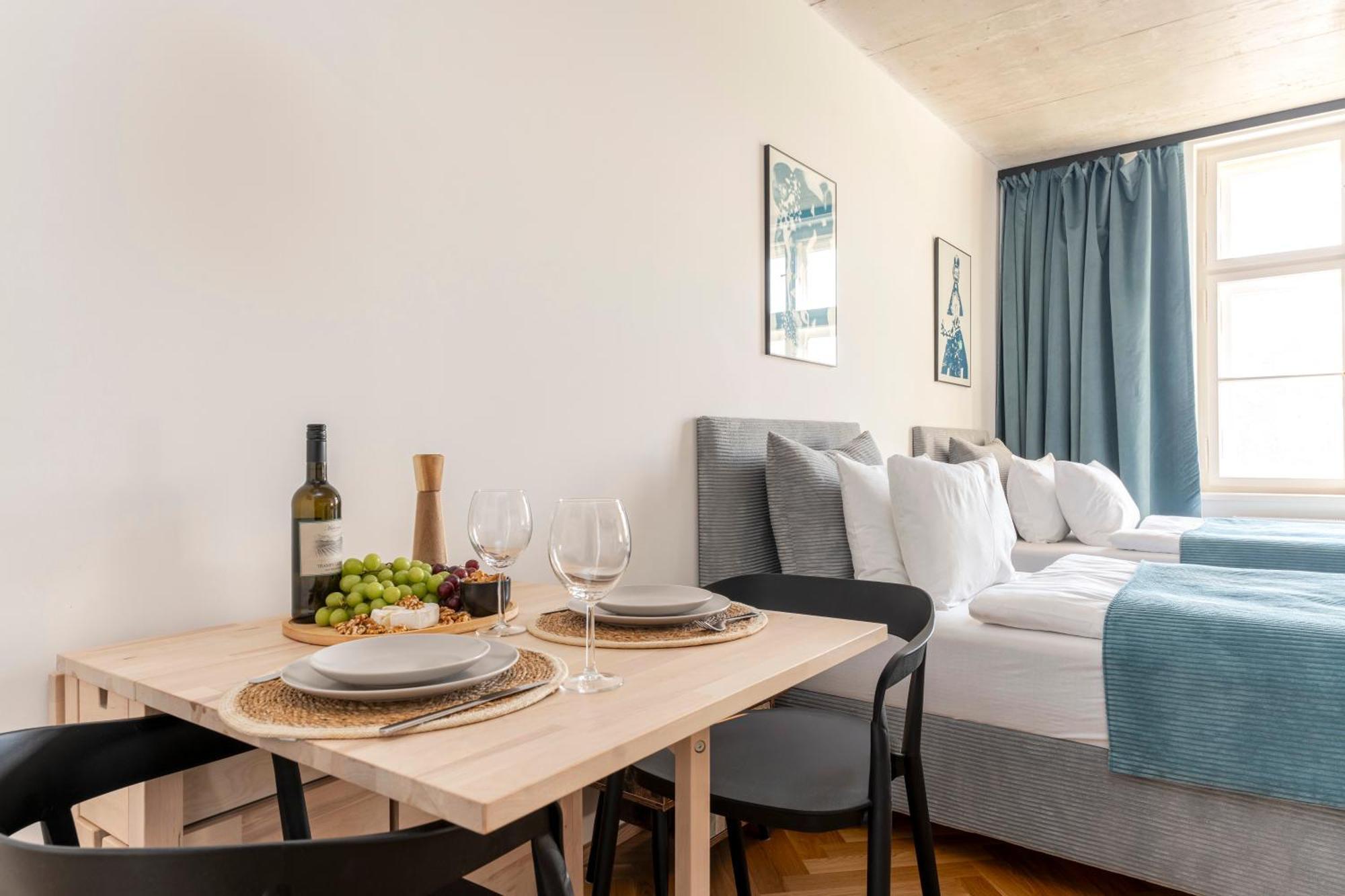Visit Oomph Appartamento Praga