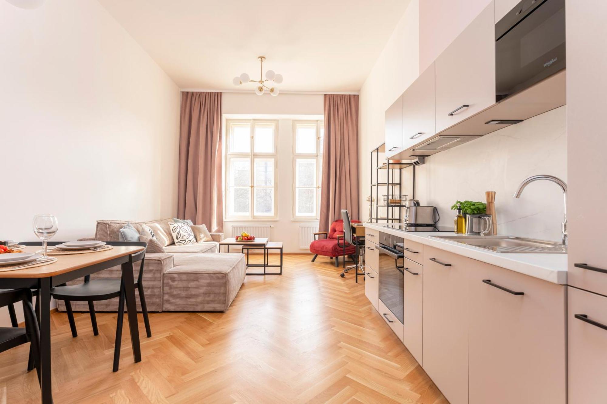 Visit Oomph Praga