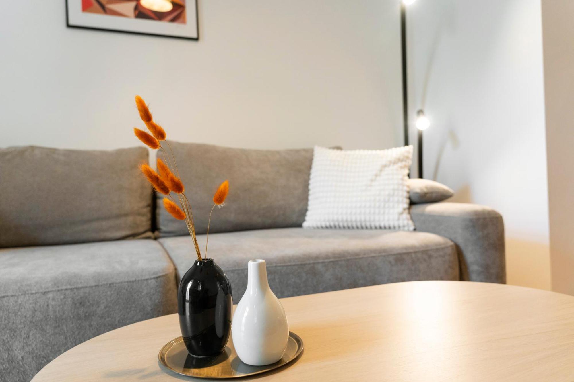 Visit Oomph Apartament *