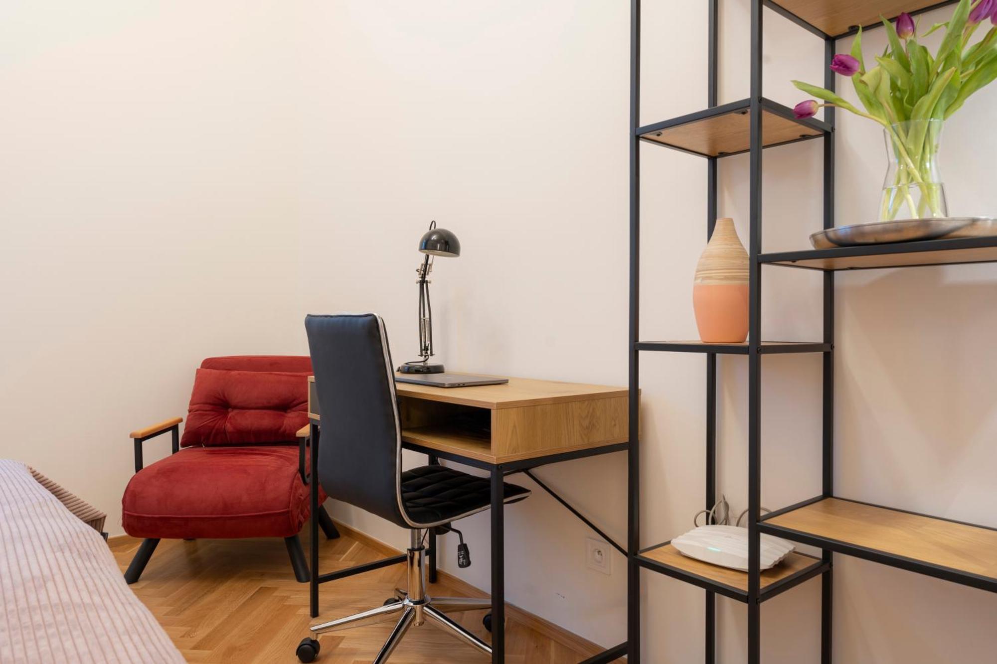 Visit Oomph Apartment *