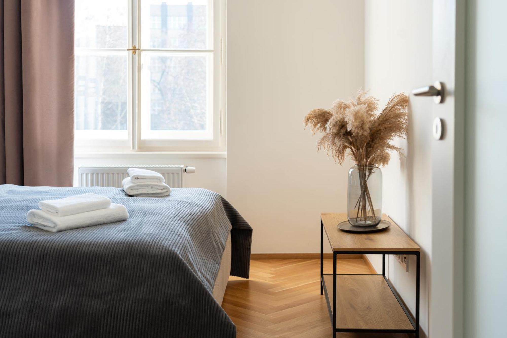 Visit Oomph Apartment