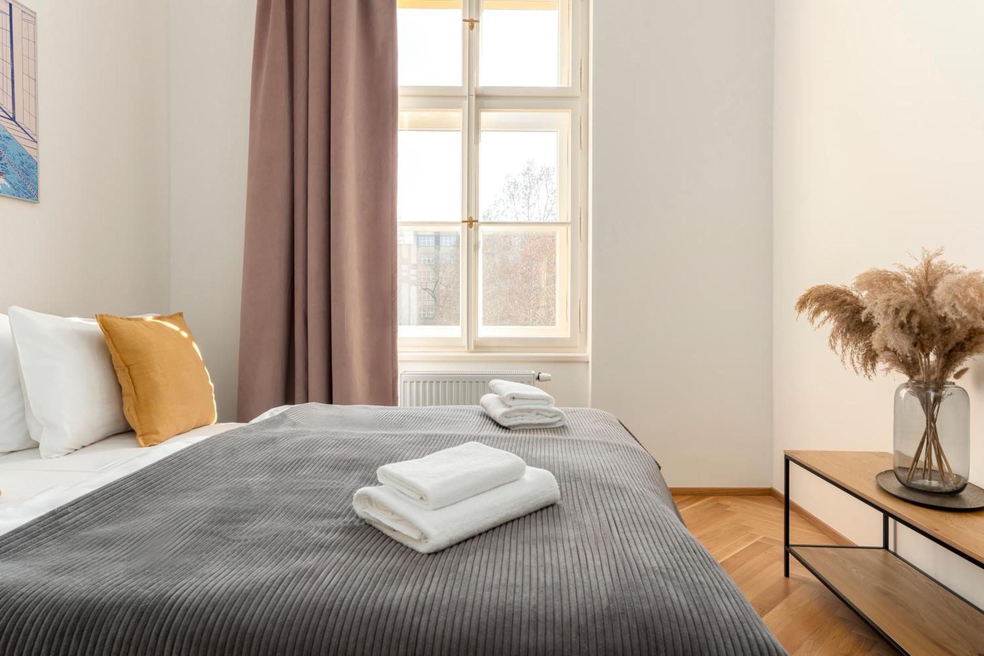 Visit Oomph Apartment *