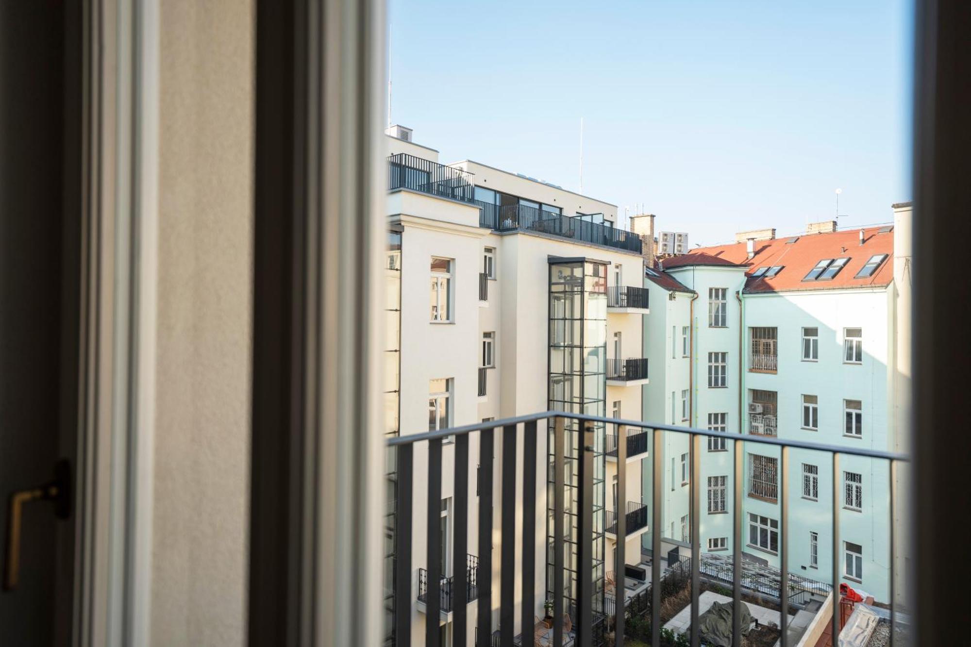Visit Oomph Apartament *